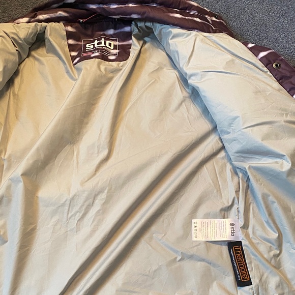 Stio Women's Skycrest Snap Puffer Jacket Huckleberry Jam XS - Picture 9 of 10
